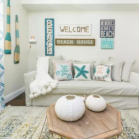 Tropical Coastal Resort Boynton Beach